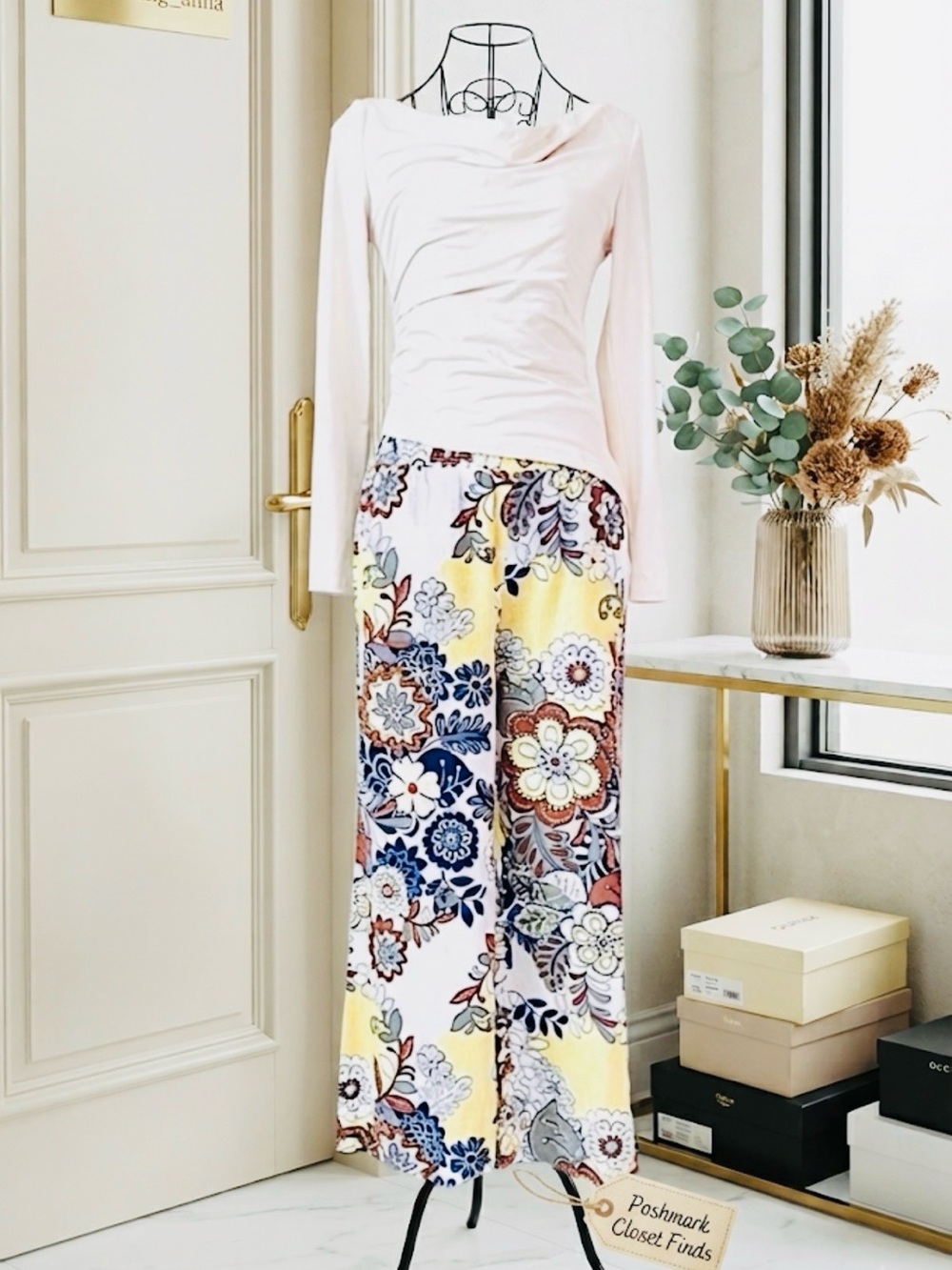 CHARLIES Wide Leg Elastic Waist Pants in Yellow and Blue Floral Print size M